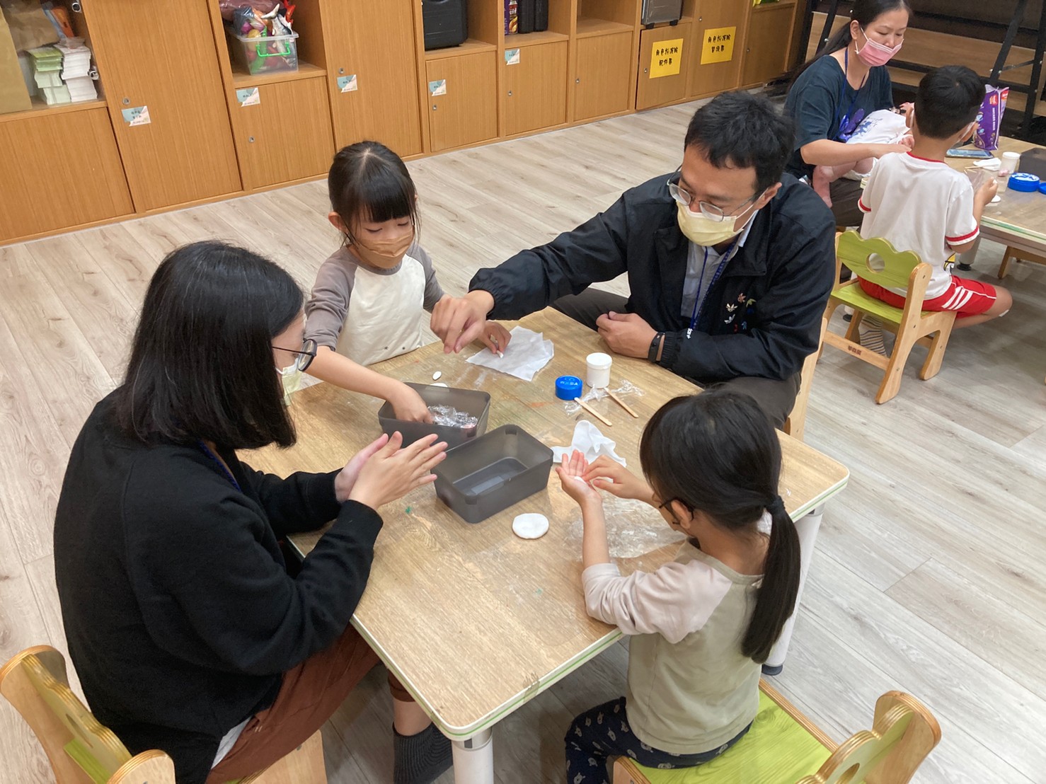 親子活動-輕黏土:動物磁鐵