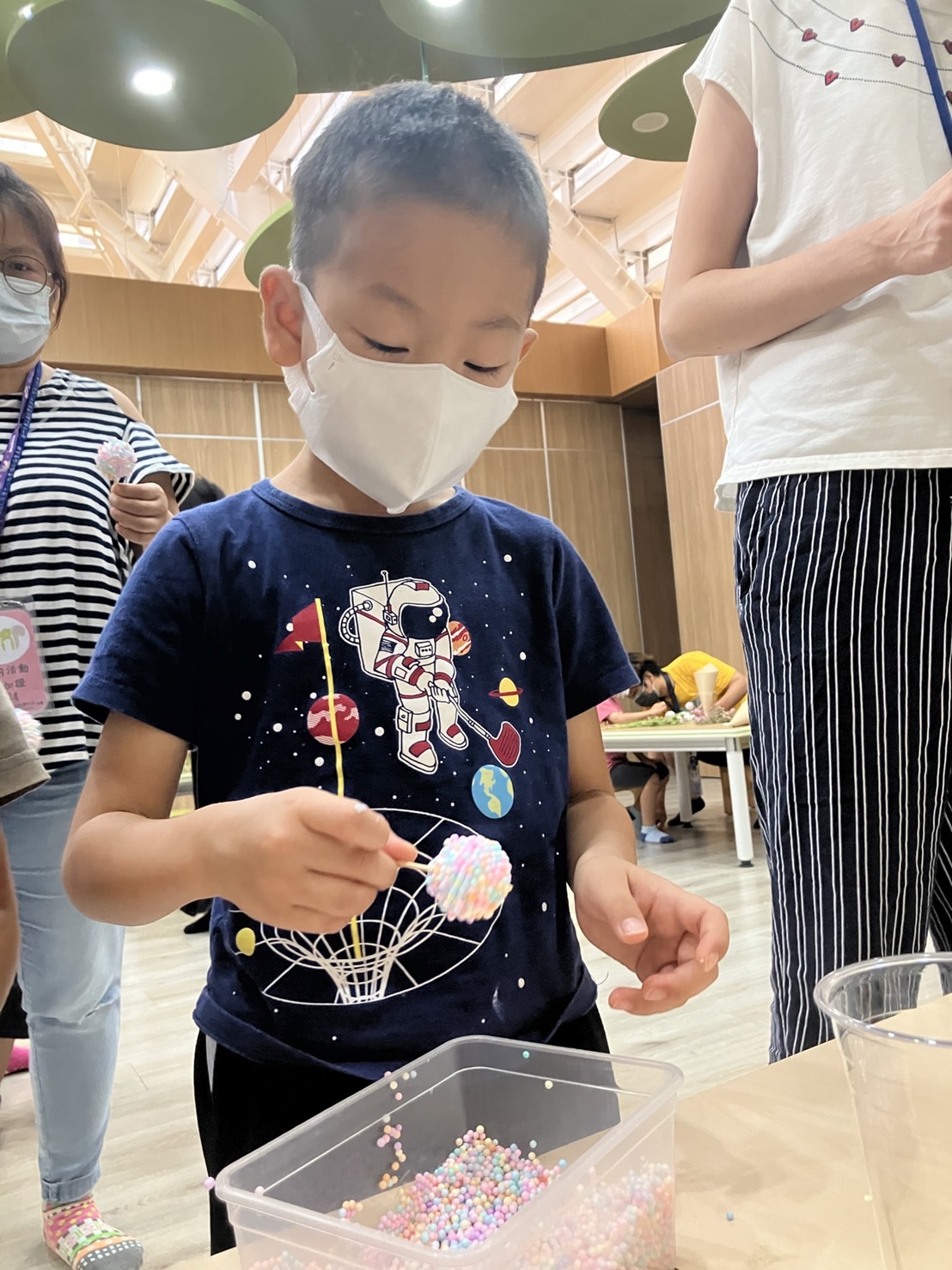 親子活動-夏日冰淇淋花筒