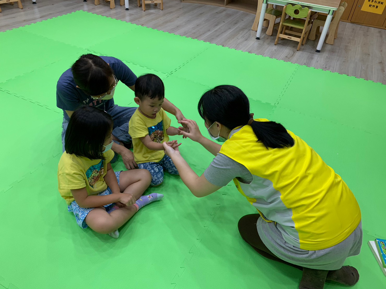 親子活動-繪本故事：交通工具