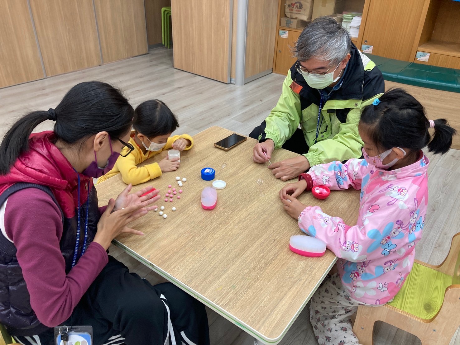 親子活動-美感：輕黏土：美味餐點