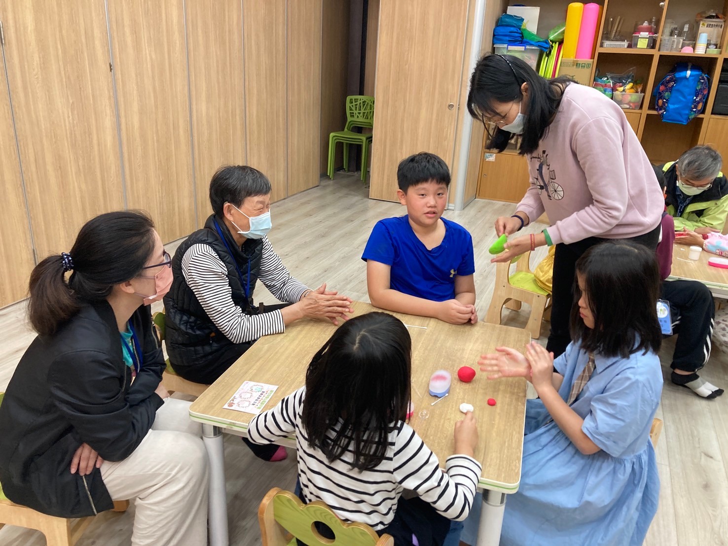 親子活動-美感：輕黏土：美味餐點