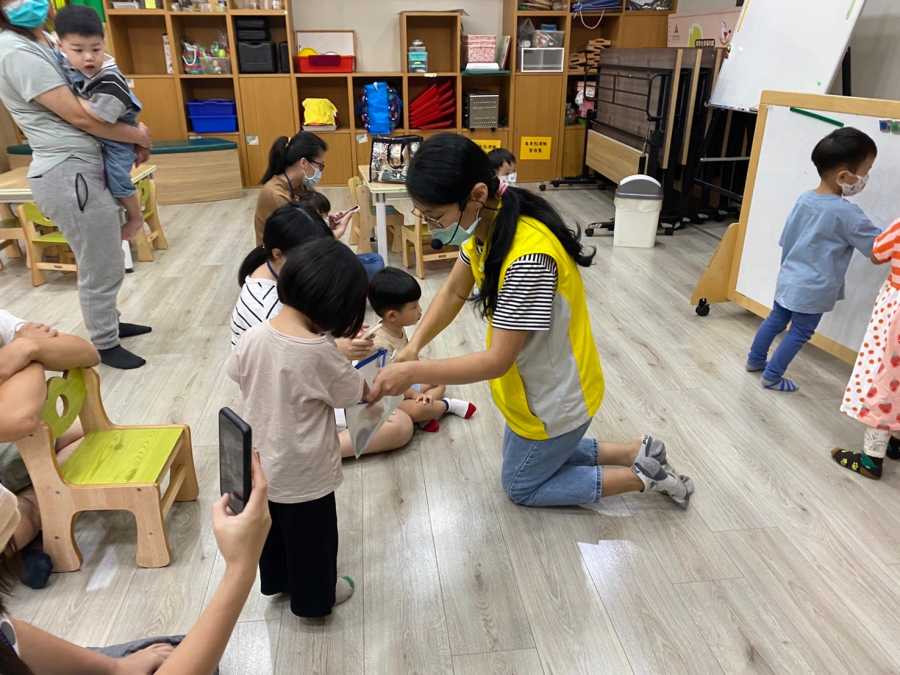 親子活動-認知：紅圓圓和黑圓圓