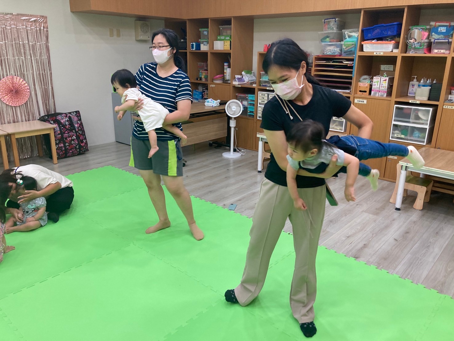 親子活動-體能：寶寶瑜珈按摩~寶寶愛運動