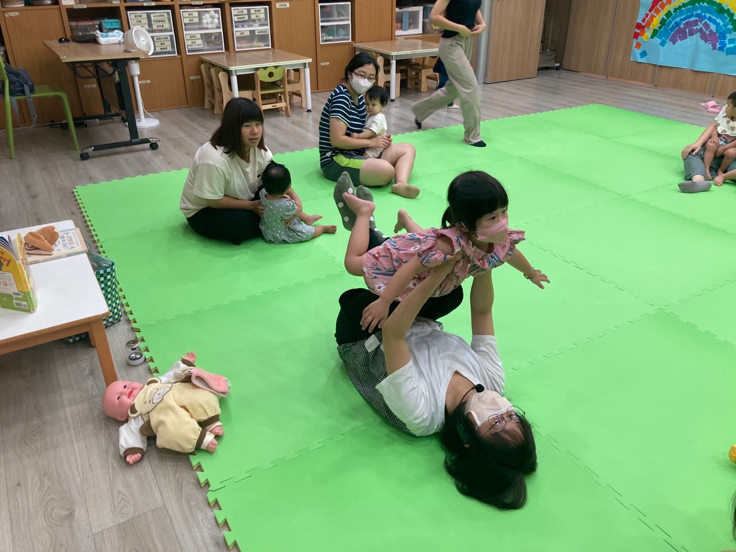親子活動-體能：寶寶瑜珈按摩~寶寶愛運動
