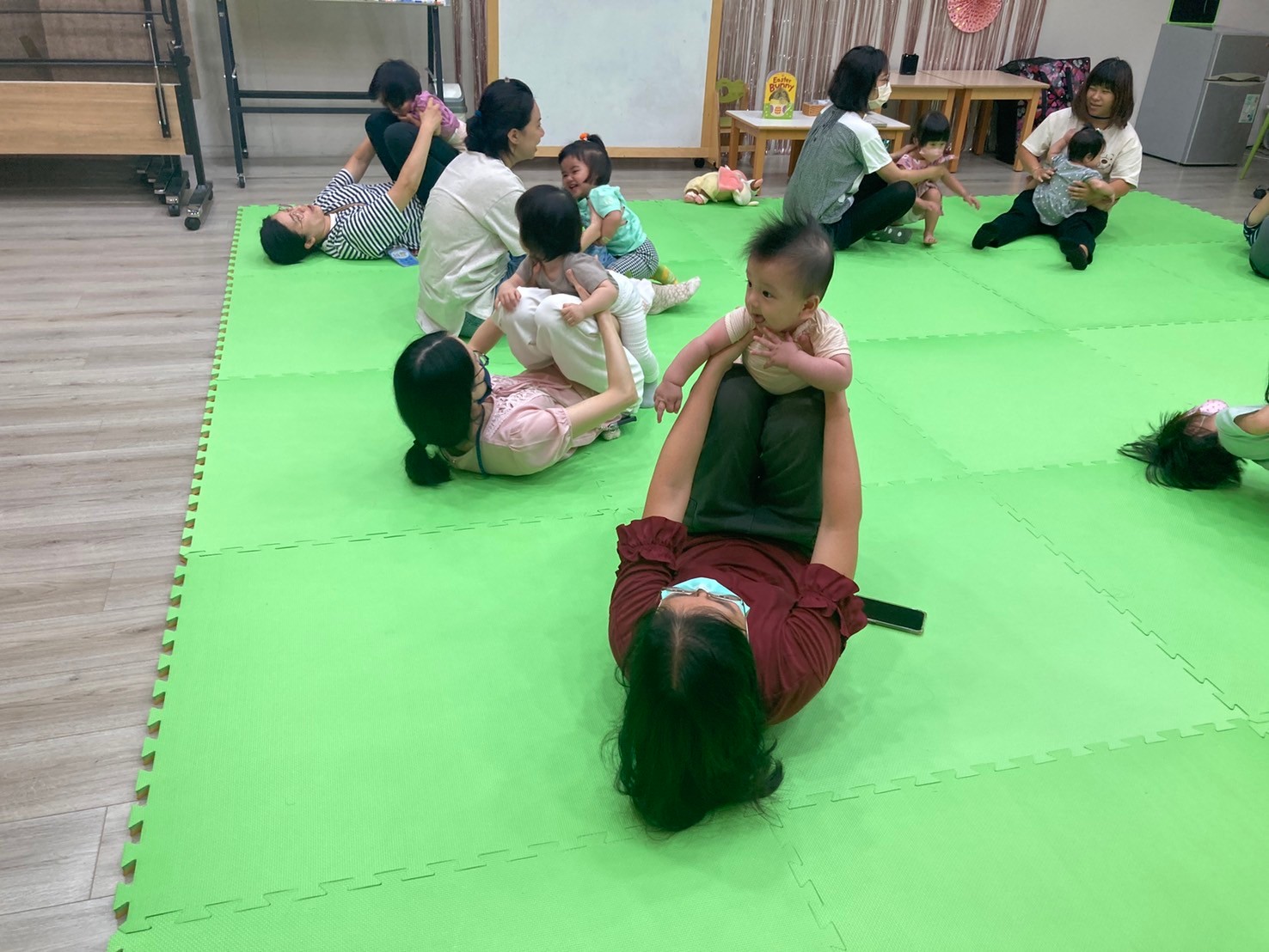 親子活動-體能：寶寶瑜珈按摩~寶寶愛運動
