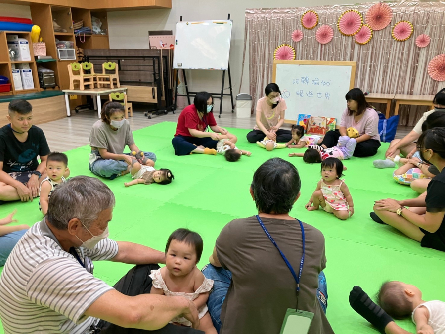 親子活動-體能：玩轉瑜伽~暢遊世界