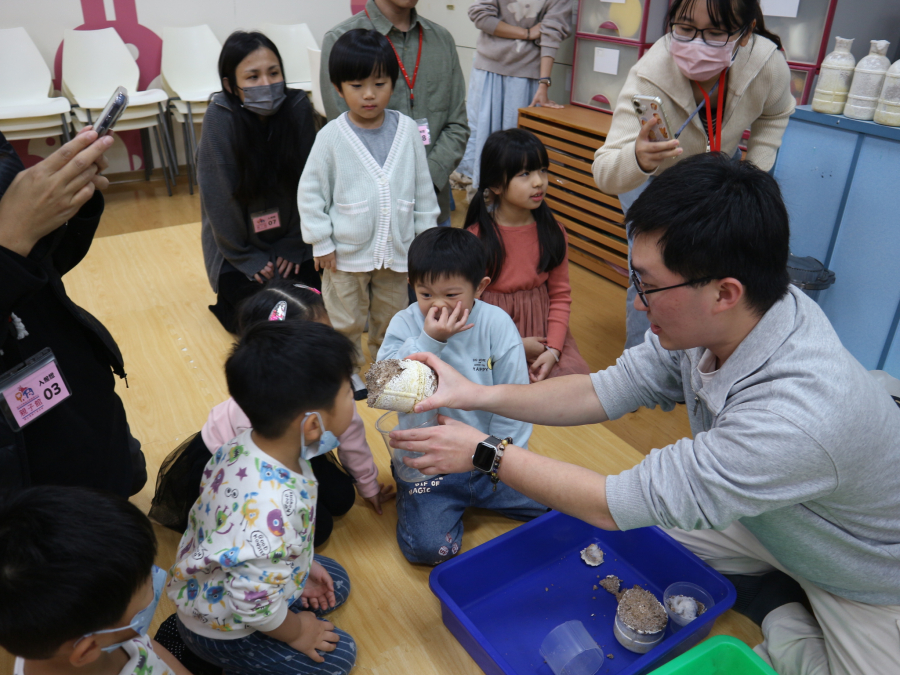 1150110(3)親子STEAM：大自然的清道夫：種香菇