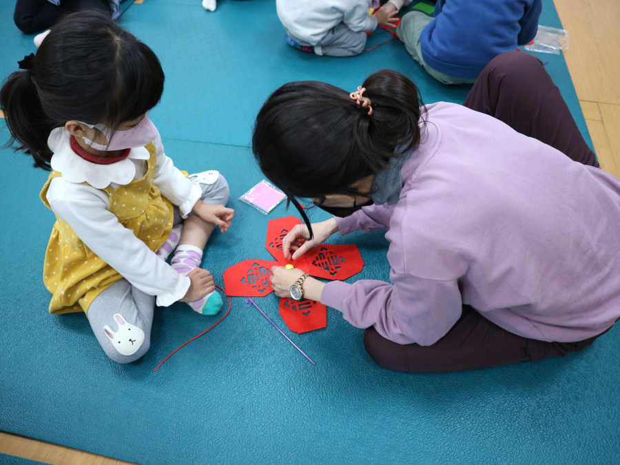 1120201(2)繪本時間：森林的元宵節