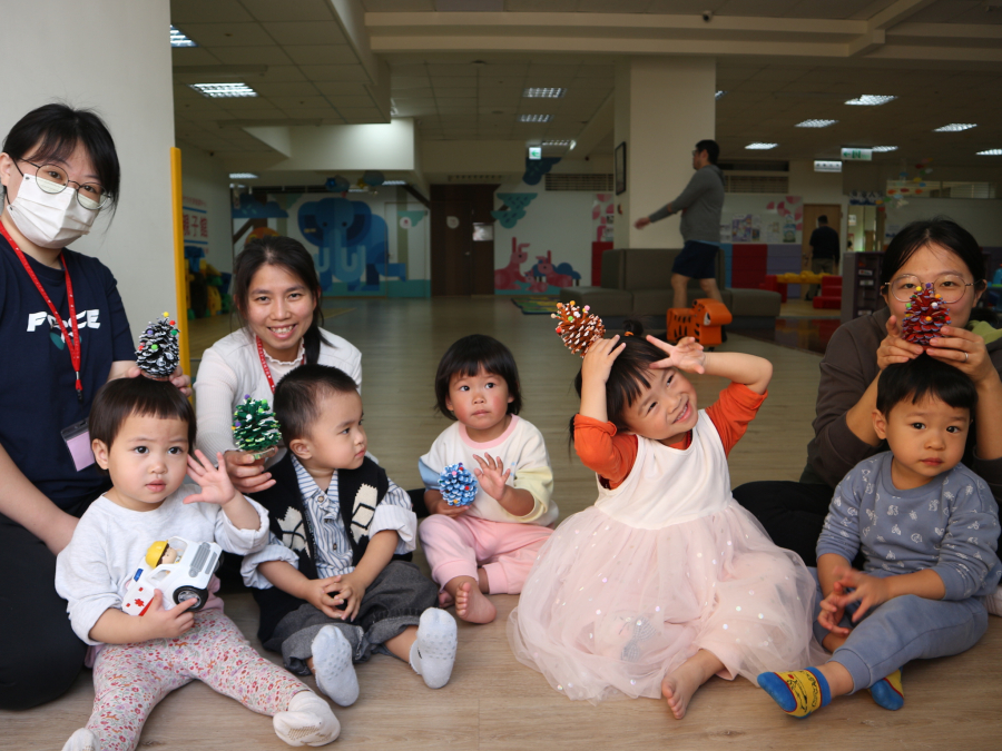 1141205(1)藝術創作：可愛聖誕樹