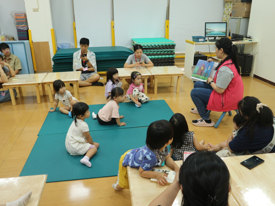 1150910(2)繪本時間：圓圓的月亮