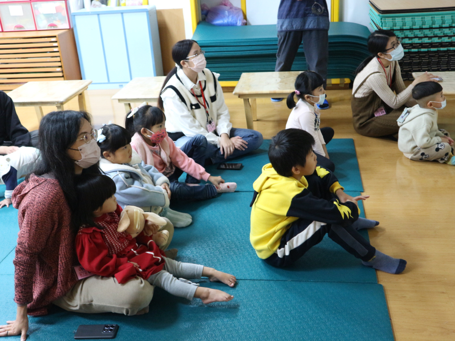 1150128(3)繪本時間：年獸來了