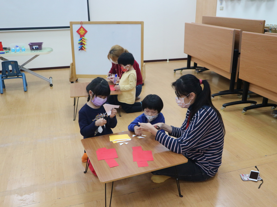 1110127(1)繪本時間:過新年-創意鞭炮