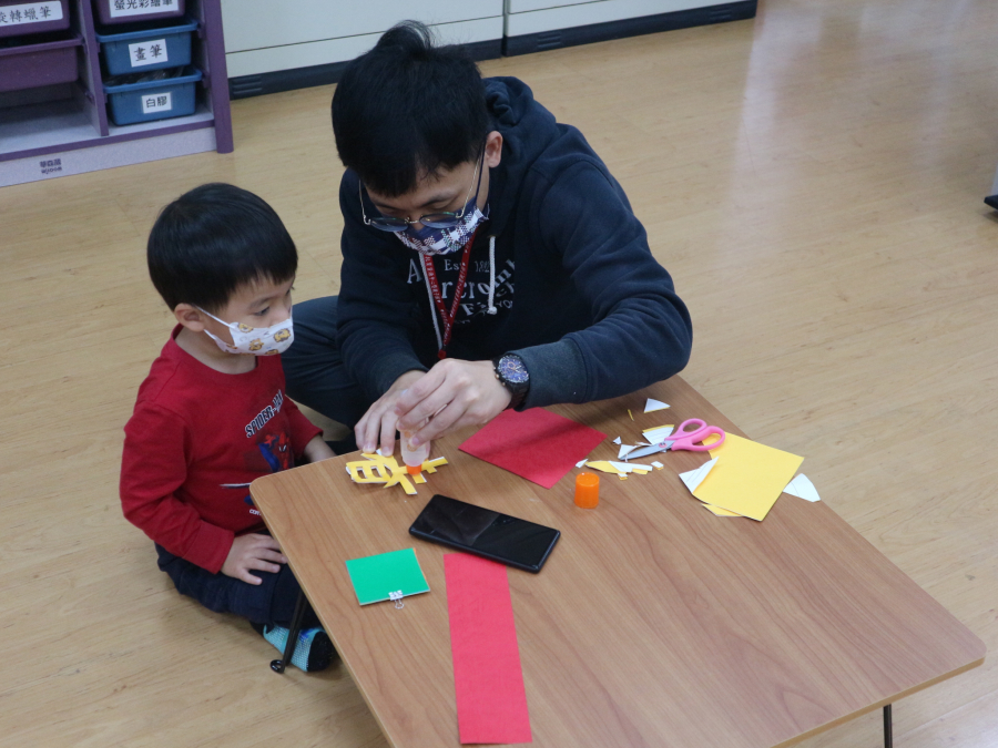 1110127(1)繪本時間:過新年-創意鞭炮