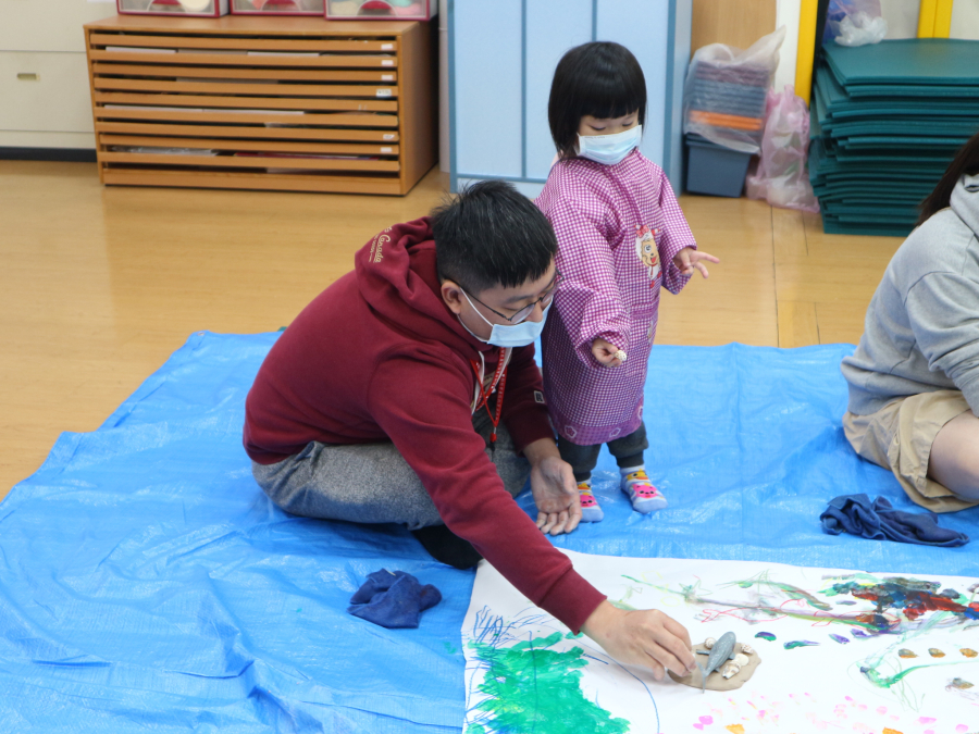 1120216(1)繪本時間:小魚飛飛!