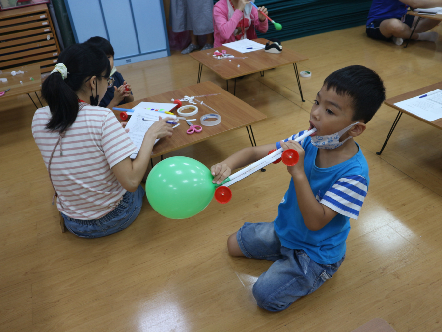 1120805(1)玩具修復DIY：氣球衝鋒車
