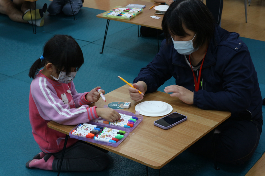 1120108(2)繪本時間：過新年－兔年吉祥小夜燈