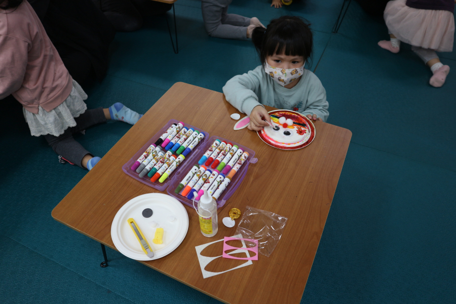 1120110(2)繪本時間：過新年－兔年吉祥小夜燈