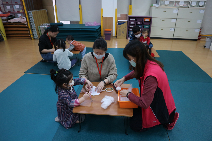 1110126(2)繪本時間：製造天氣的小雲兒