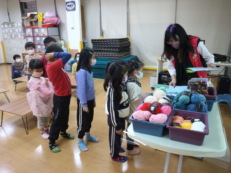 1120308(3)繪本時間：海龜與海－毛線球海龜