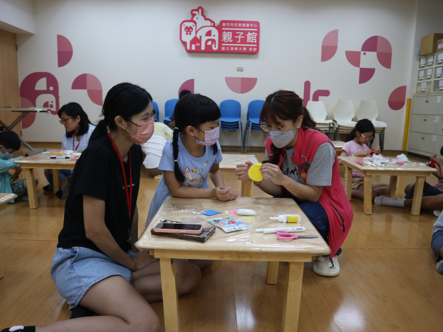 1140716(1)繪本時間：彩色魚