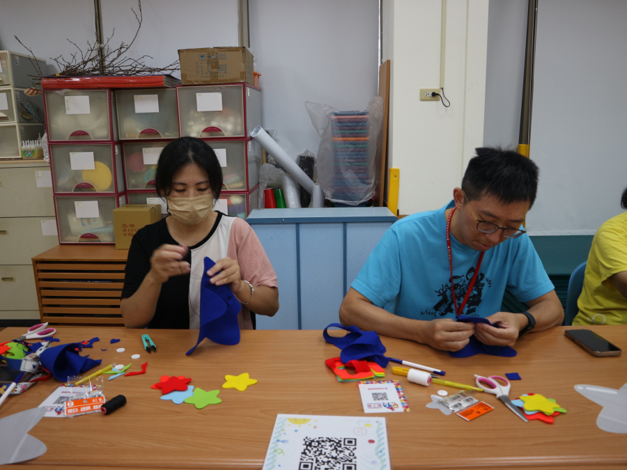 1140808(1)玩具Easy DIY—星兒亮