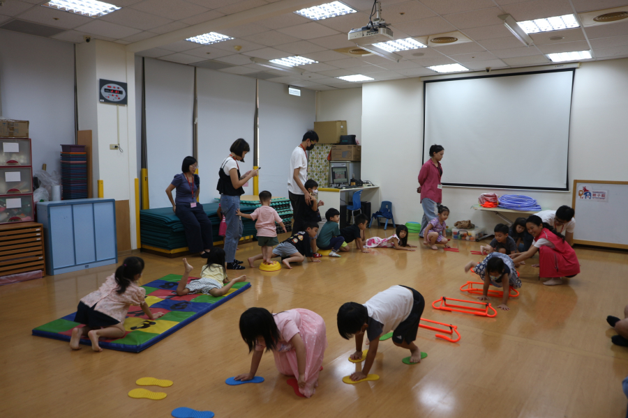 1141004(2)親子遊戲：過關斬將