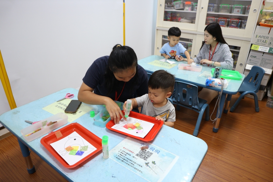 1141008(3)藝術創作-彩色鳥