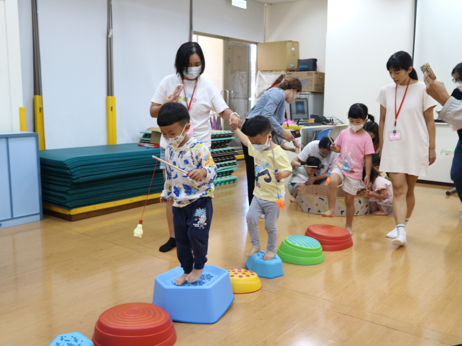 1140821(1)親子遊戲：魚兒魚兒水中游