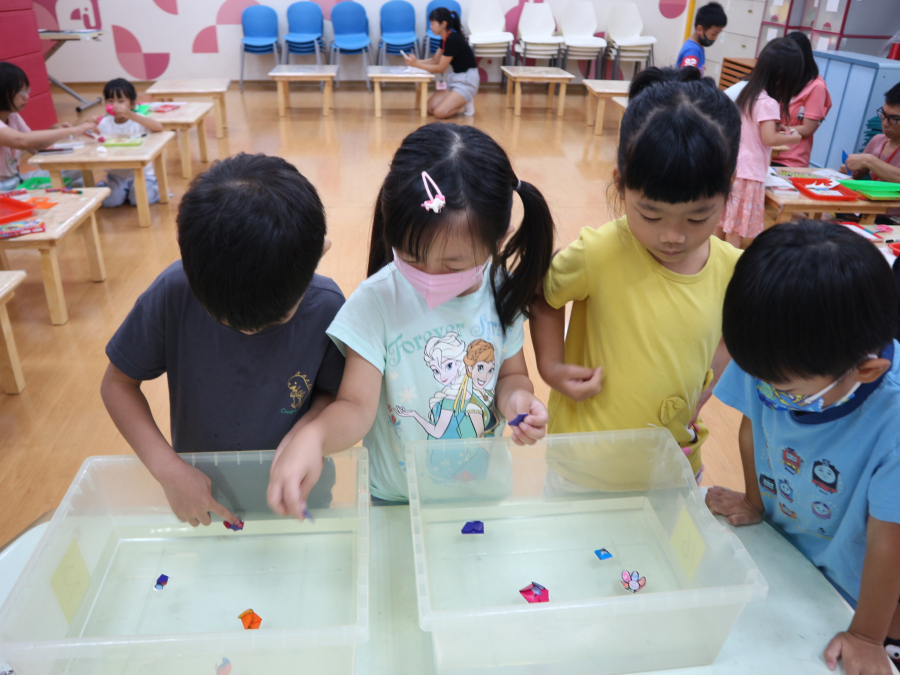 1140822(1)親子STEAM：紙花開花了