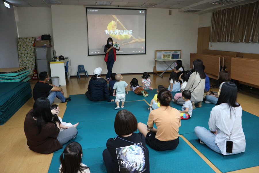 1130516(3)繪本時間：好餓好餓的毛毛蟲