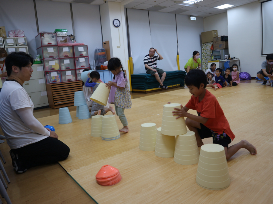 1150613(2)親子遊戲：體能－城堡建築師