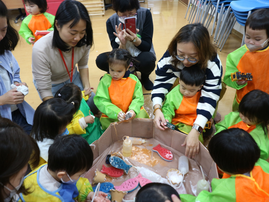 1150116(1)繪本時間：台語－車車的生活任務