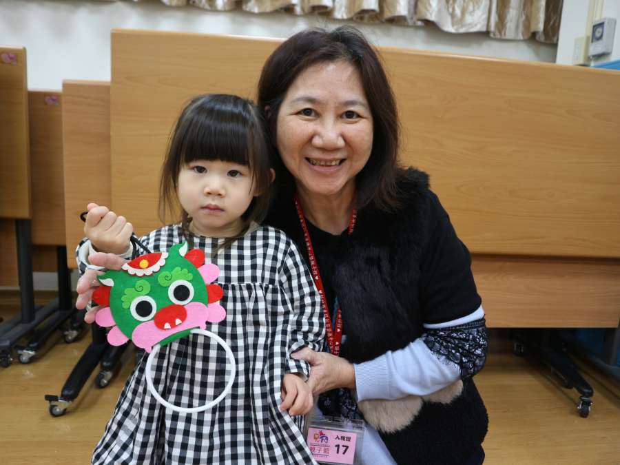 1150122(1)繪本時間：過新年－祥獅戲春掛環