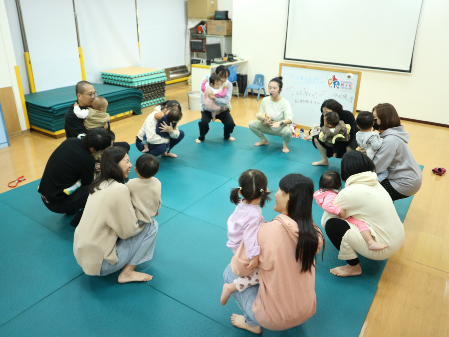 1150106(1)親子遊戲：親子瑜珈—我是小幫手