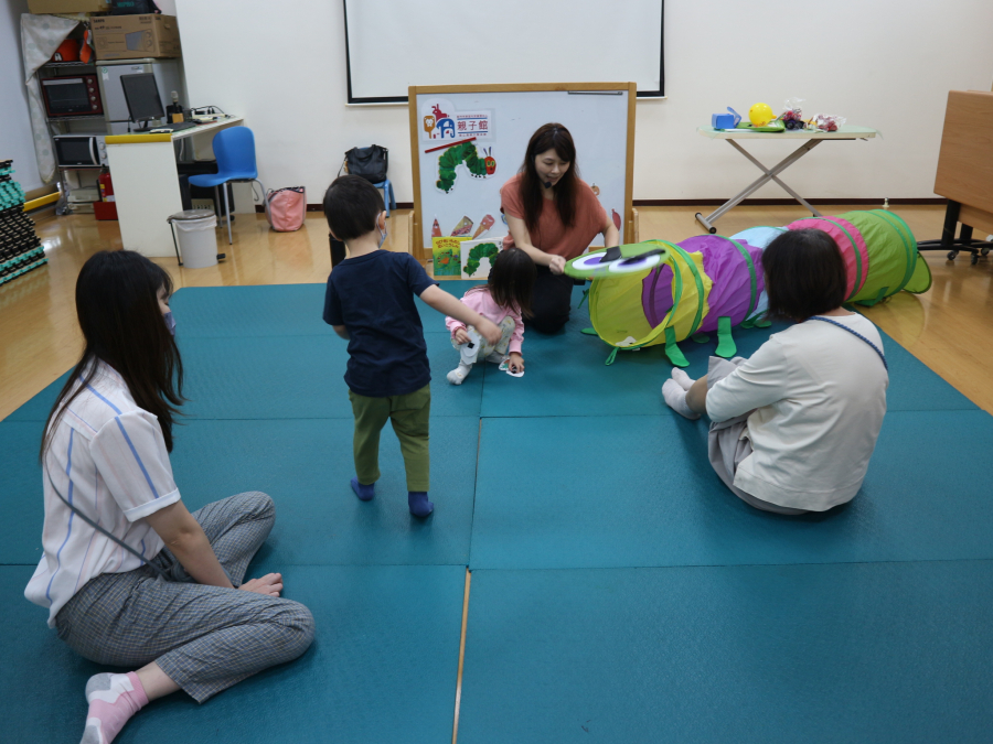 1141023(1)繪本時間 日語－飛起來啦！(飛んだ飛んだ！)