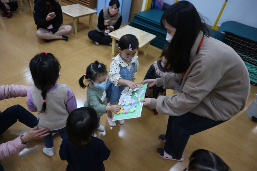 1130118(2)繪本時間：熊熊種花兒