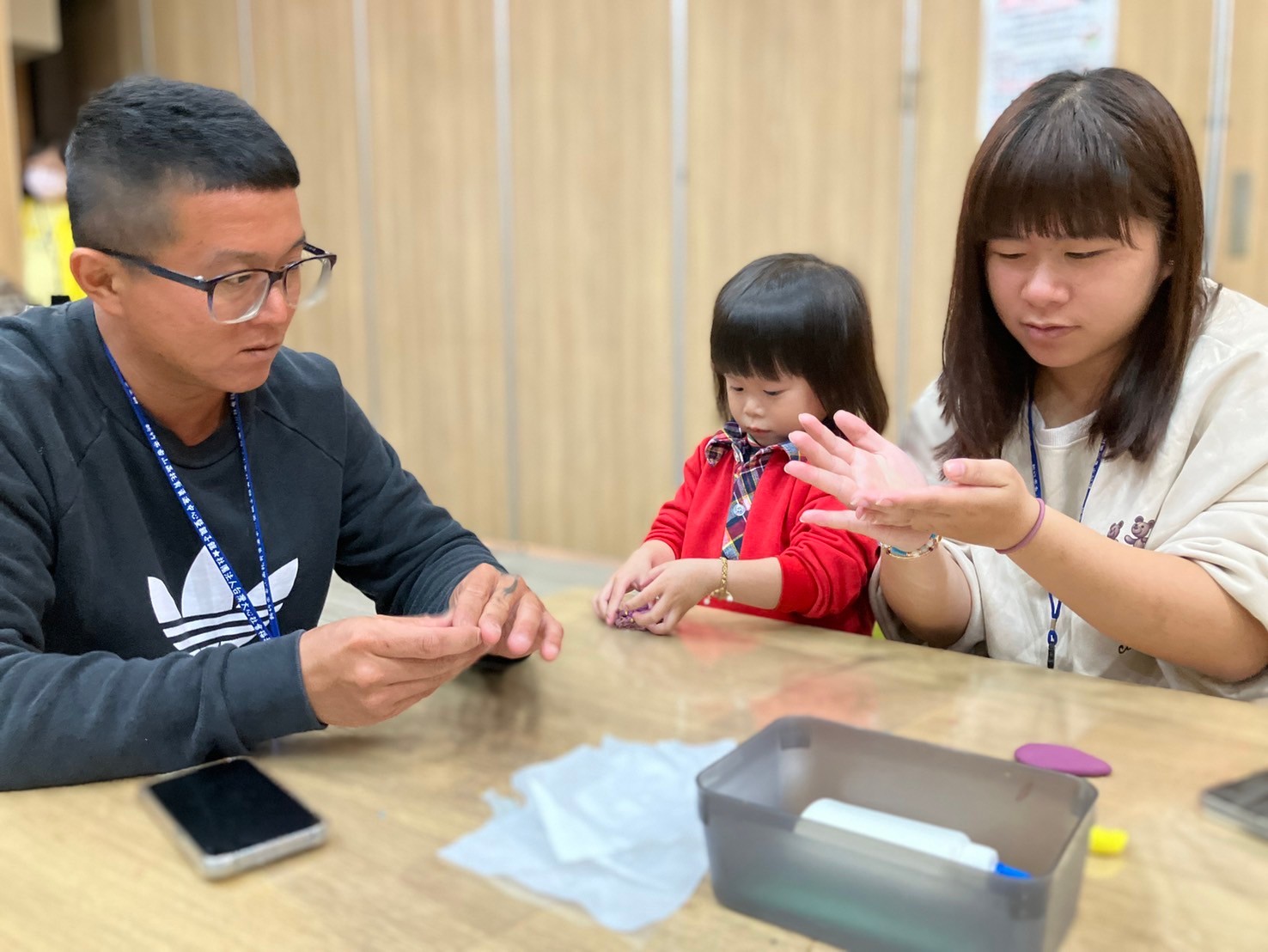 親子活動-認知：輕黏土：小魚磁鐵