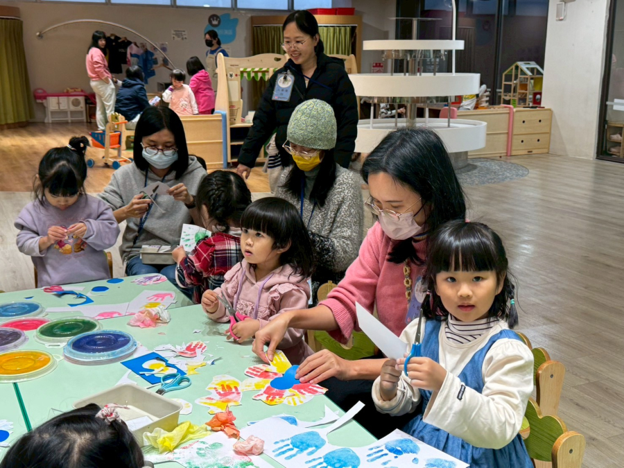 LINE_ALBUM_1140121親子活動-益智角��k���
�X�^X��[5�#c#�