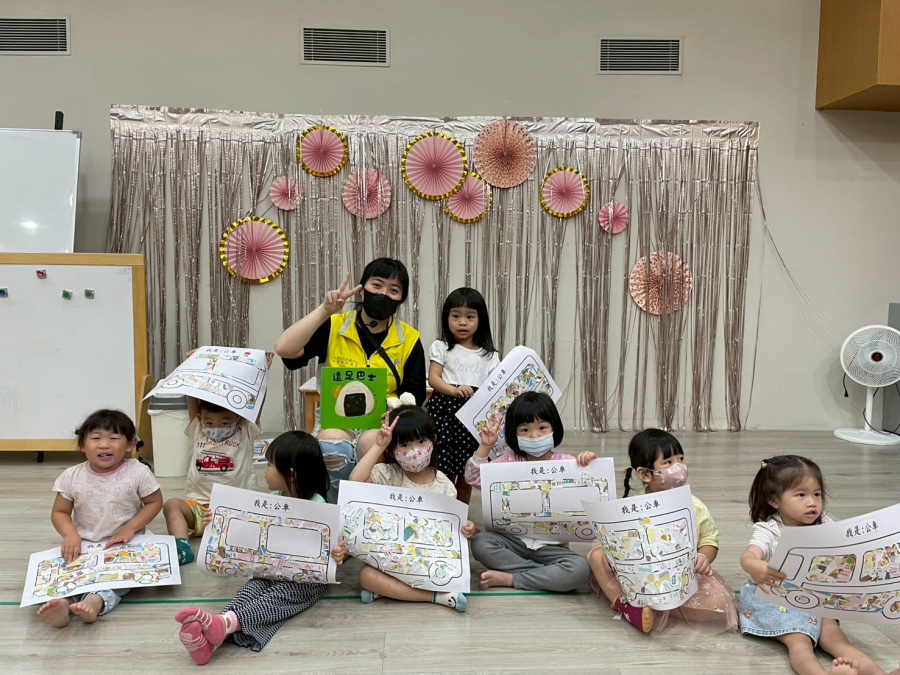 LINE_ALBUM_1140502親子活動-認知k́[{NZ:ao9fW̍L
L
