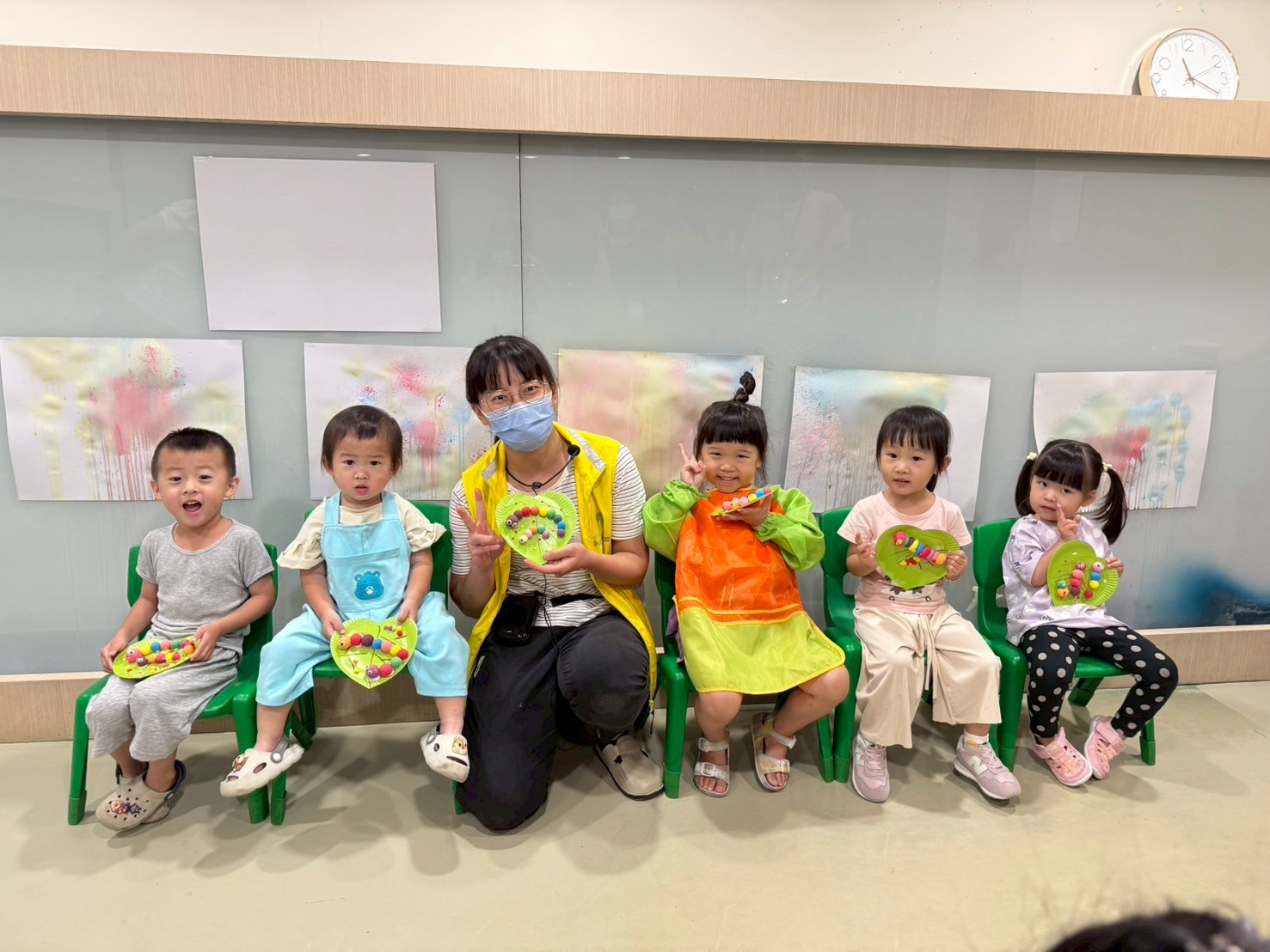 LINE_ALBUM_1140618親子活動-潑彩教室��k�����=���.�#:`�z(c̍L�N��