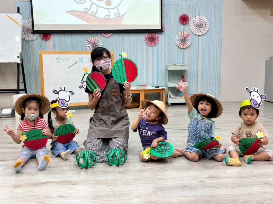 LINE_ALBUM_1140710親子活動-繪本故事`vɮhI�d ���果的牛_250710_1_