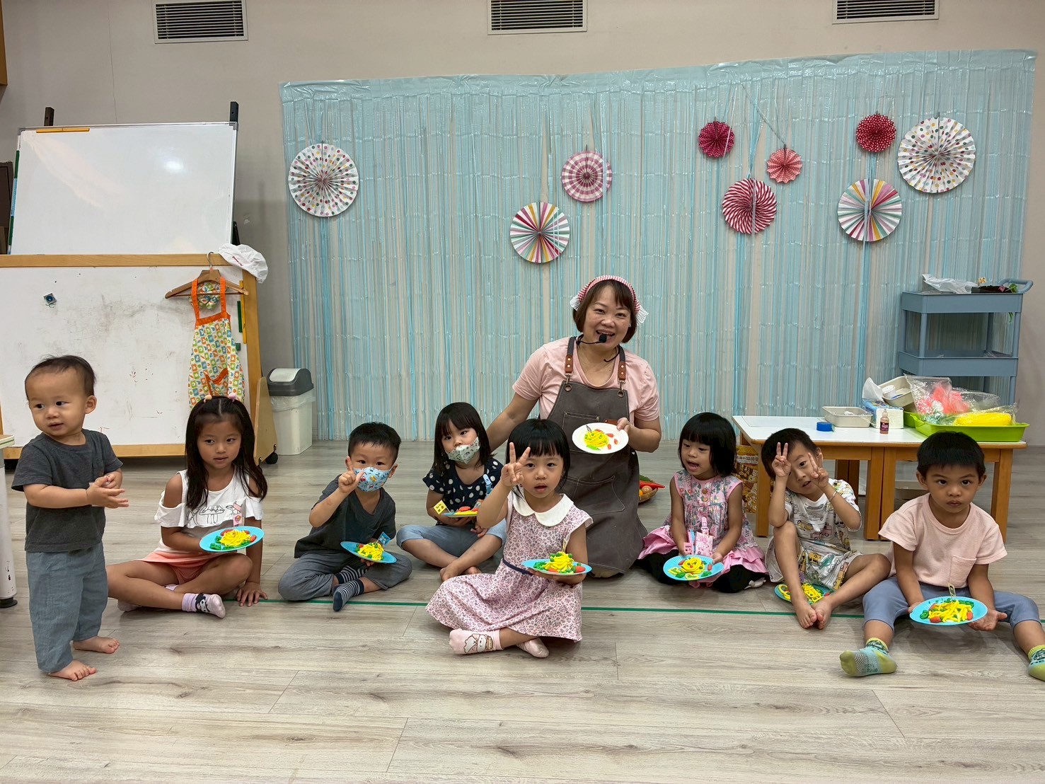 LINE_ALBUM_1140724親子活動-繪本故事`vɮZJv���em��7�j��M��
ޛ{��I[�5�#Ss#E��