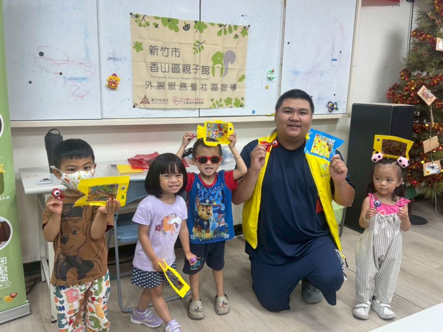 LINE_ALBUM_1140829外展服務暨礶�6�����;���.T��f;�z]��x��#S�#��#