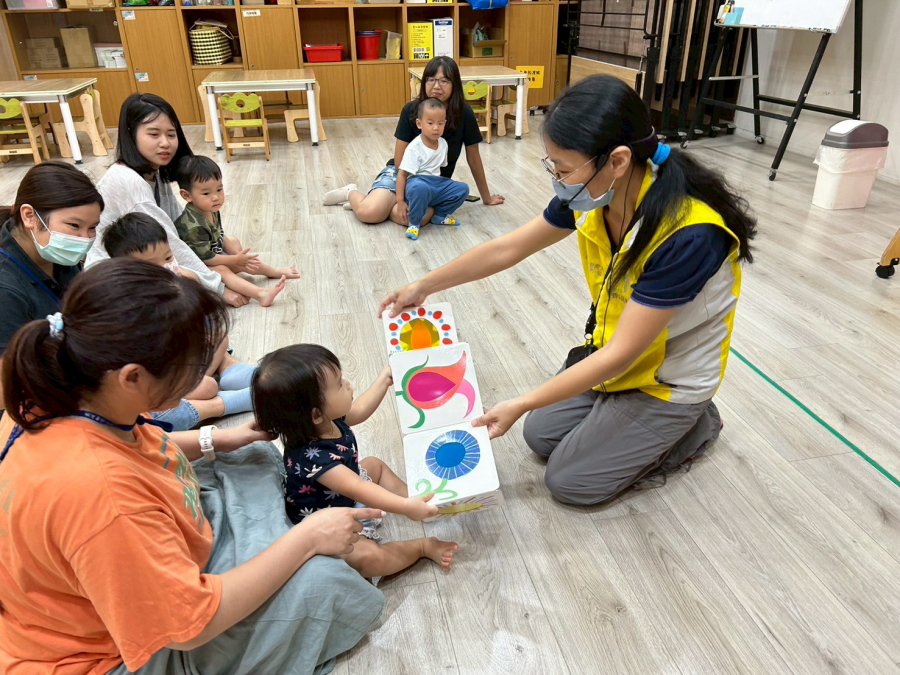 LINE_ALBUM_1141002親子活動-繪本故事`vɮ[�