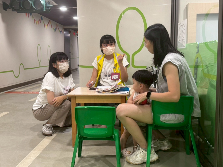 LINE_ALBUM_1141016兒童發展筁����������3���|������|�|