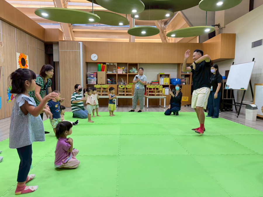 LINE_ALBUM_1141016親子活動-體能��k��Z�� �l#��˖��|������|�|