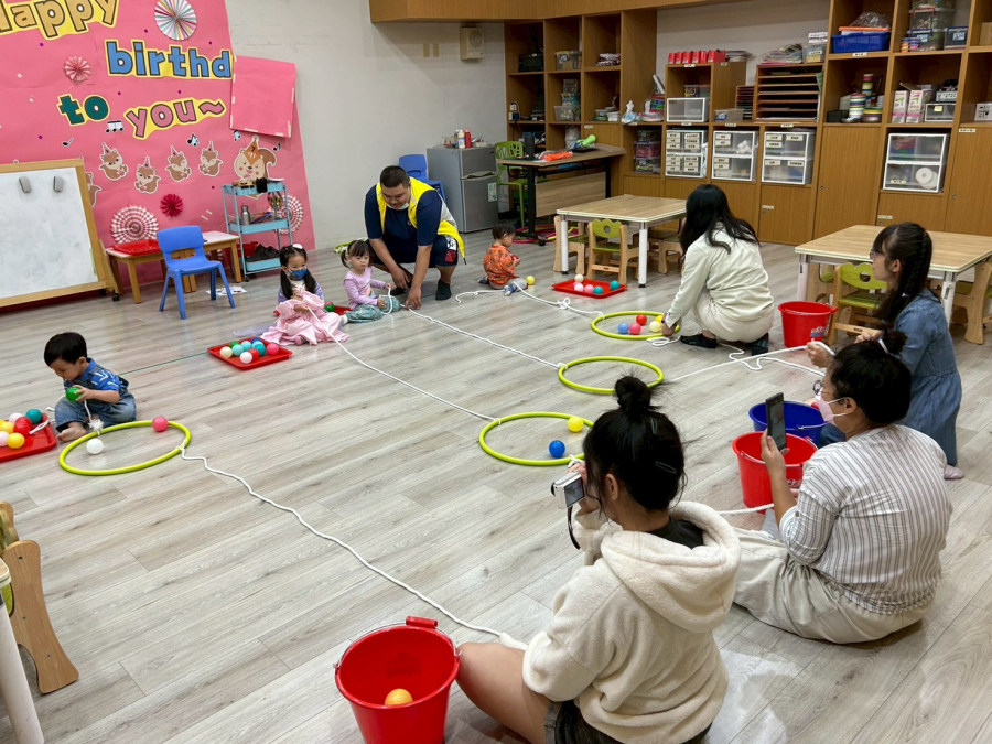 LINE_ALBUM_1141019親子活動-體能��k�Vˎ��i[.8i	nK�i	n�#:ke9��y�.W̍LL�W���