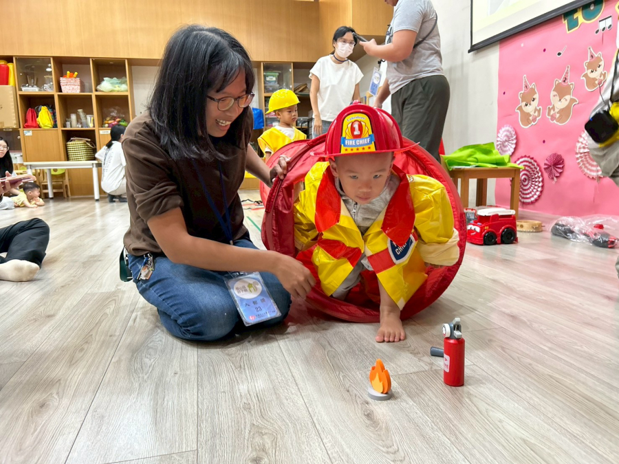 LINE_ALBUM_1141023育兒指導-防災小`V�[��|������|�