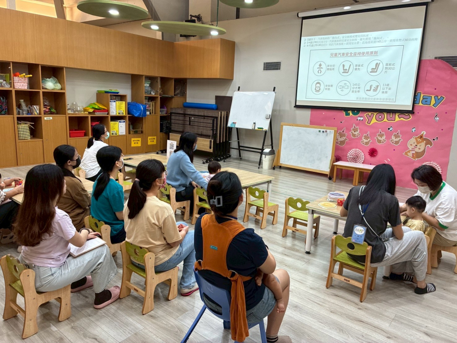 LINE_ALBUM_1141023育兒指導-預防兒童事`ZV�
݁Z�6c⹫�y.l���育照`f���h�[zu�#S#5�U�