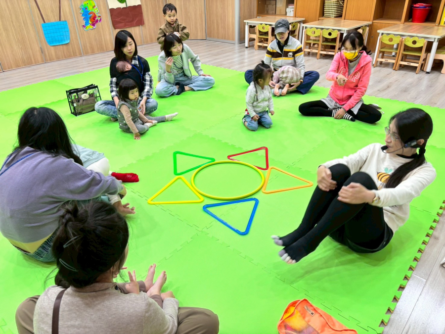 LINE_ALBUM_1141119親子活動-體能��k��������.��Θ;ފ�� W̍LLLNW��